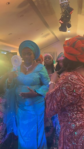 3.4K views · 1.2K reactions | I had to do special number for my expectant bride, watch to the end and see how I collect money from the bride’s friends. At first I never wanted to bother them because I feel they may not have enough money but one of my drummers hint me say they get money ooo. Naso I enter them ooo lol. Naso they bo cardi ooo, mo fo ooo, no be by size ooo, these her friends get money ooo. | Tushalaga traditional wedding compere | Facebook