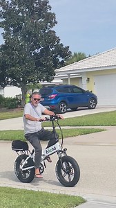 Harnessed and VERY secure! Tico was singing and very happy to be on on the bike over the holiday weekend. Made me think of that bearded guy on a Harley always seen with his parrot @ the Hog’s Breath Saloon in Key West :) See the full ride on YouTube https://www.youtube.com/results?search_query=tico & the man | Tico & the Man