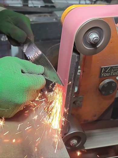 Forging Wootz Katana from Old Drill Bits