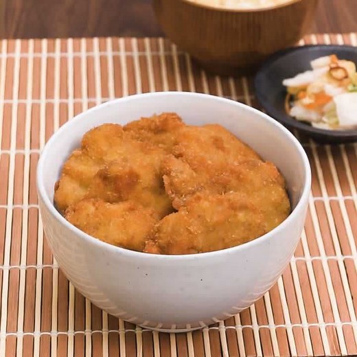 甘辛しょうゆだれが決め手！ タレカツ丼のレシピ動画・作り方 | デリッシュキッチン