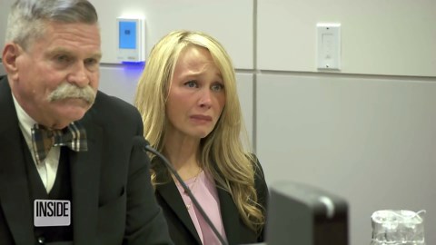 Kidnap Hoaxer Sherri Papini Sheds Tears in Court
