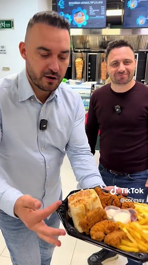 Delicious Shaorma at Coressy in Reșița
