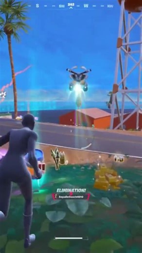 Aim assist going crazy #fortnite #shorts #viral #trending #gaming #subscribe #season7fortnite