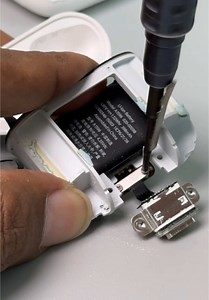 How to Repair Your AirPods USB Port
