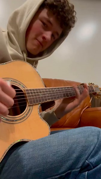 Acoustic Cover of Fireflies by Owl City