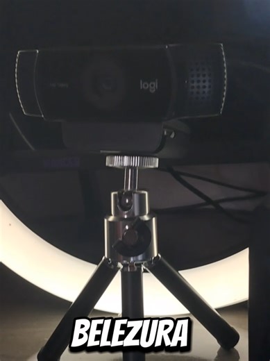 Unboxing a Logitech C922 Pro Webcam