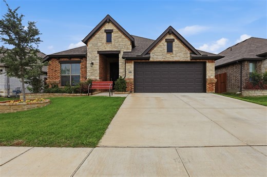 908 Misty Ln, Cleburne, TX 76033 - MLS 21248689 - Coldwell Banker