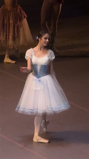 Alina Vasilieva on Instagram: "Мария Кошкарёва #жизель #балет #ballet @mashkaaa.cat"