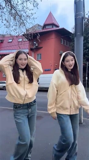 Copines 💃 GrooveMix Dance 🔥 #Shorts #Dance #Trending