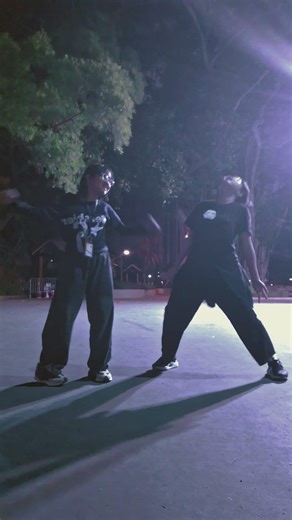 dancing.. #no hands DC ^^ ft. @J3RD4N__32