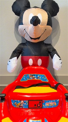 THAIS | DIGITAL CREATOR on Instagram: "Fun rides, happy smiles, and playful moments 🚗✨ The Mickey Mouse Toddler Bumper Car makes playtime more fun with smooth moves, silly spins, and lights that kids love. @flybarinc 🫶🏻 #toddlerfun #kidsplaytime #momlovers #disneylivers #ad"