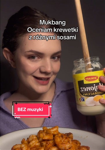 Mukbang z krewetkami i róznymi sosami