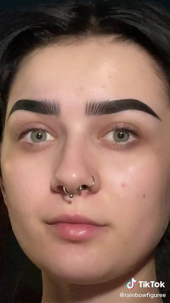 How to Create an Eyebrow Slit: Easy Tutorial & Tips