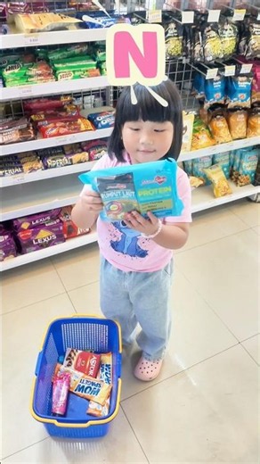 🍭 Inara & Nami's Challenge: Grocery Shopping for Snacks by Name at Indomaret