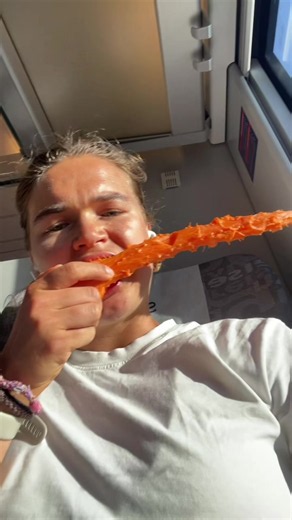 Tygde på det monsteret av ei gulrot heile veien fra Fredrikstad til Oslo, steike ta mæ et dagsprosjekt