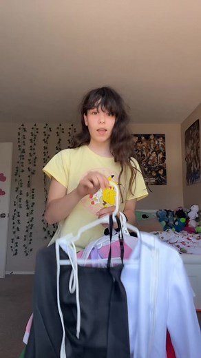 Bringing the trend I did to this acc. ( Credits to @larry 🦕 ) #fyp #anime #cosplay #HxH #gon #hunterxhunter