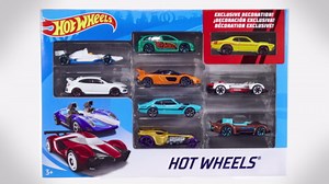 Hot Wheels Cars, 5-Pack of Die-Cast Toy Cars or Trucks in 1:64 Scale (Styles & Colors May Vary, Items May Not Be Pictured)