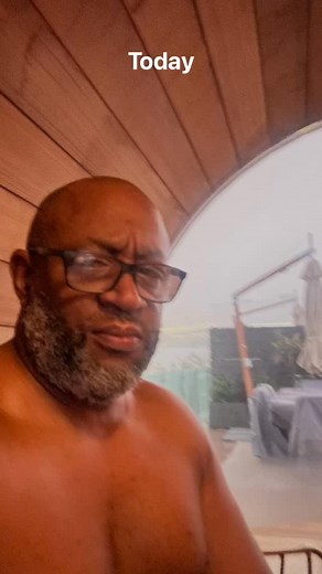 Back, biceps, cardio and the sauna. 5am workout! #theworkoutrealtor💪🏽 | Michael Richard Cooper