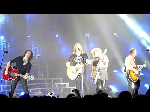 DEF LEPPARD - Two Steps Behind - Glasgow 2011