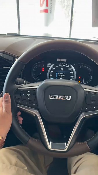 Isuzu D-Max Engine Startup Demonstration