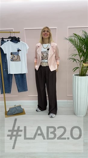 Lab2.0 shop on Instagram: "Giacchino Cora Glitter Rosa € 39,9 T-shirt Susy Rosa € 29,9 Pantalone Giorgia Palazzo Marrone € 44,9 Cinta Carmen Beige € 21,9 Collana Ester Gold € 21,9 Bracciale Beige € 16,9 🛒 Shop Online www.lab20shop.com 🚚 Spediamo in tutta Italia, consegna in 4/5 gg lavorativi Pagamento anche alla consegna 📍Roma, via degli Aldobrandeschi 45 🛍️ Personal Shopper whatsapp 0623488043 💬 Puoi scriverci in direct #outfitoftheday #outfit #glamour #model #style styleinspiration fashio