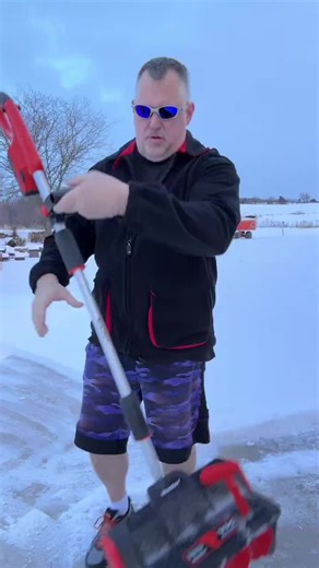 Top Snow Shovel Holiday Deal on TikTok