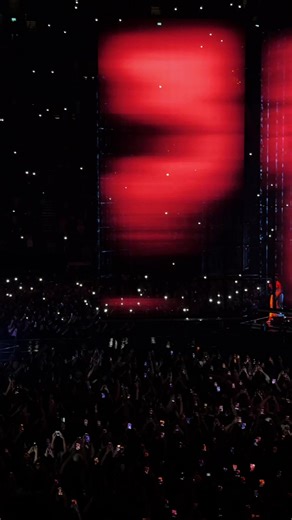 Tems Makes a Surprise Appearance at Dave's Concert