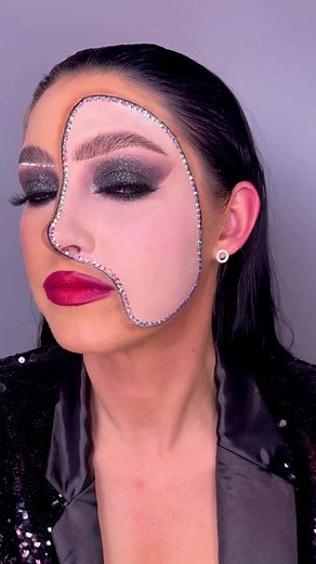 Glamorous Phantom of the Opera Makeup Tutorial