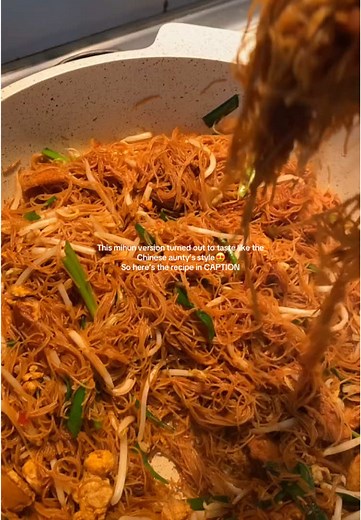 Delicious Mihun Goreng Recipe with Chicken and Fishcake