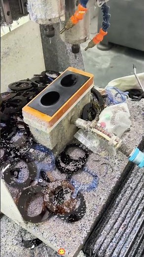 Smooth Cutting: This is the high efficiency of a glasses factory.