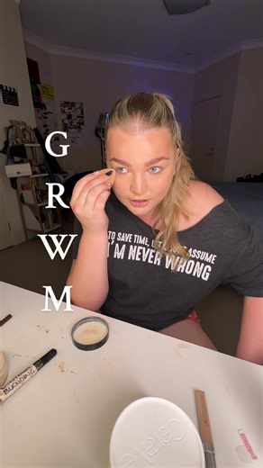 Getting Ready for a Fun Night Out - Quick Makeup and Cute Casual Outfit