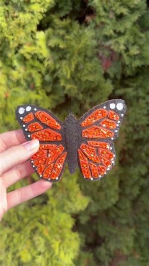 Monarch Butterfly Ornament! #diy #creative #ornaments #sewing #handmade #monarchbutterfly #cute
