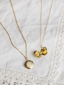 Gold Filled Locket Necklace: Small Round Heirloom Pendant - Etsy