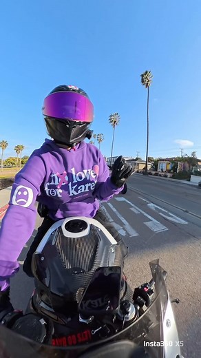 Chalina 💞 on Instagram: "*Anzeige* 🌷 Die Welt aus einer neuen Perspektive erleben! 🌍📸 Mit der Insta360 X5 wird jeder Moment zum unvergesslichen Abenteuer in unglaublicher Qualität! Entdecke die Magie des Rundum-Blicks und teile deine besten Erinnerungen in 360°. #Insta360X5 #360Grad link in meiner bio um zu sparen oder Code INRPNFF Viel Spaß beim filmen 😍 #insta360"