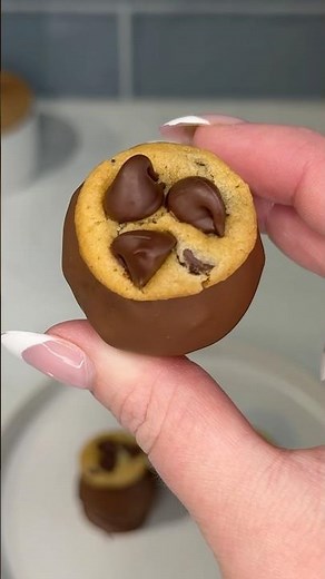 viral cookie dough chocolate truffles recipe 🍫🍪 #shorts #recipe #chocolate #cookies #dessert #food