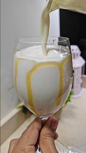 Easy Banana Smoothie/Banana Milk Shake/Healthy Banana Smoothie