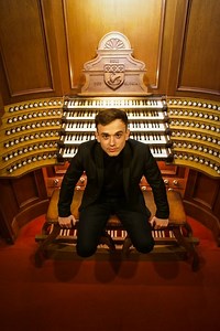 Johann Sebastian Bach (1685-1750) Finale Allegro - Concerto en ré mineur d’après Vivaldi BWV 596 (11’) Thomas Ospital - Grand Orgue de Saint-Eustache | Grand Orgue de Saint Eustache