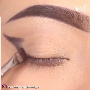 Shilpa rocked this green shimmer look! | Make-up & Hairs Tutorials