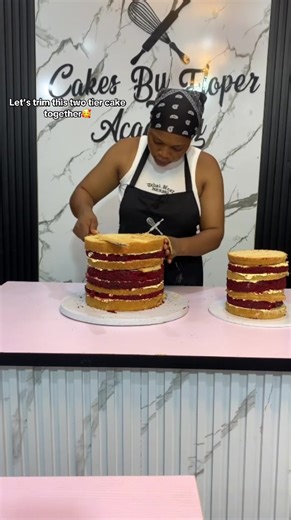 How to Trim a Two-Tier Cake for Beginners