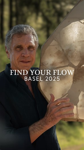 Alberto Villoldo - The Four Winds on Instagram: "Find Your Flow” in Basel was a gathering of souls devoted to consciousness, transformation, and healing. 🌍 I am deeply grateful for the chance to share teachings on Energy Medicine, ancient wisdom, and the journey back to the soul. Together we explored profound questions, awakened forgotten memories, and remembered our luminous nature. Thank you to everyone who walked this sacred path with me and helped create a field of gratitude, connection, an