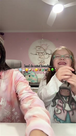 Divertido haul de mini Brands con mis hermanas