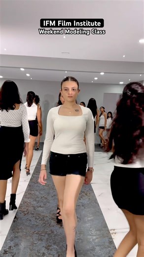 Ramp walk Training In Bangalore |Weekend Modeling Classes Bangalore | IFM Film Institute