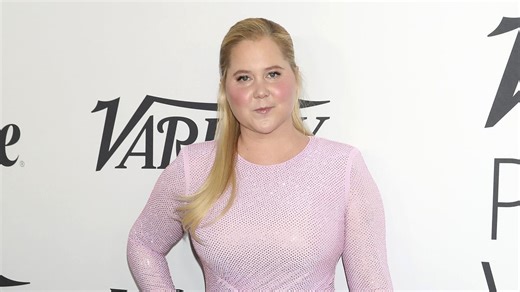 Amy Schumer drops BIKINI snap before stripping down in SKIMS