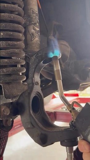Can Someone Explain Why He Heats One Part And Freezes The Other? 👀🔥❄️