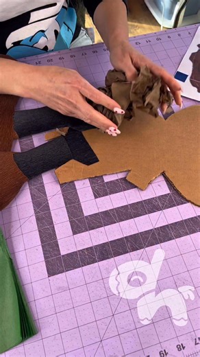 Dunia Noriega | ASMR Piñatero Mickey mouse safari piñata #asmr #piñata #mickeymouse #safari #craft #papercraft #paperart #parati #fy #diy | Instagram