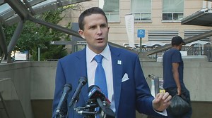 On the right track? New Metro GM spends hours on day 1 fielding questions from riders