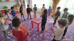 19K views · 89 reactions | Matematica este mai distractivă când suntem cu prietenii. ❤️ #albinuțele  | Club Kiki | Facebook