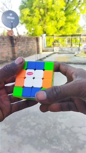 Rubik's cube Magic trick solve....#shorts
