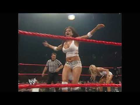 Candice Michelle vs torrie wilson wet and wild water match WWE_Monday_Night_Raw_2006_06_12_