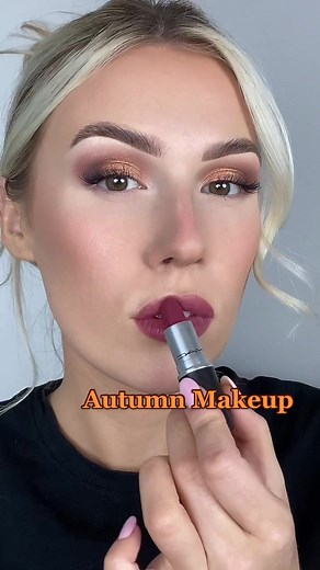 Autumn Makeup Tutorial! 🍂 Can’t wait to get cosy 🧡 #autumnmakeup #autumnvibes #autumnmakeuplook #autumnlipstick #glammakeup #makeuptutorial